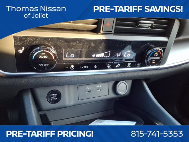 2026 Nissan Rogue SV photo 21