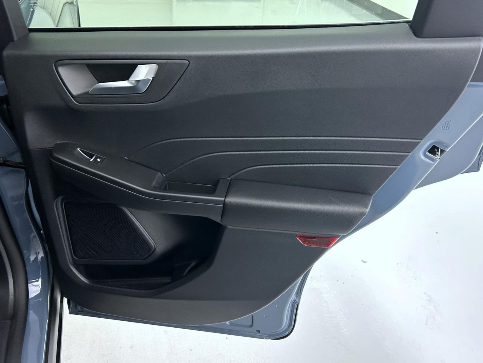 2025 Ford Escape Plug-In Hybrid Sport photo 17