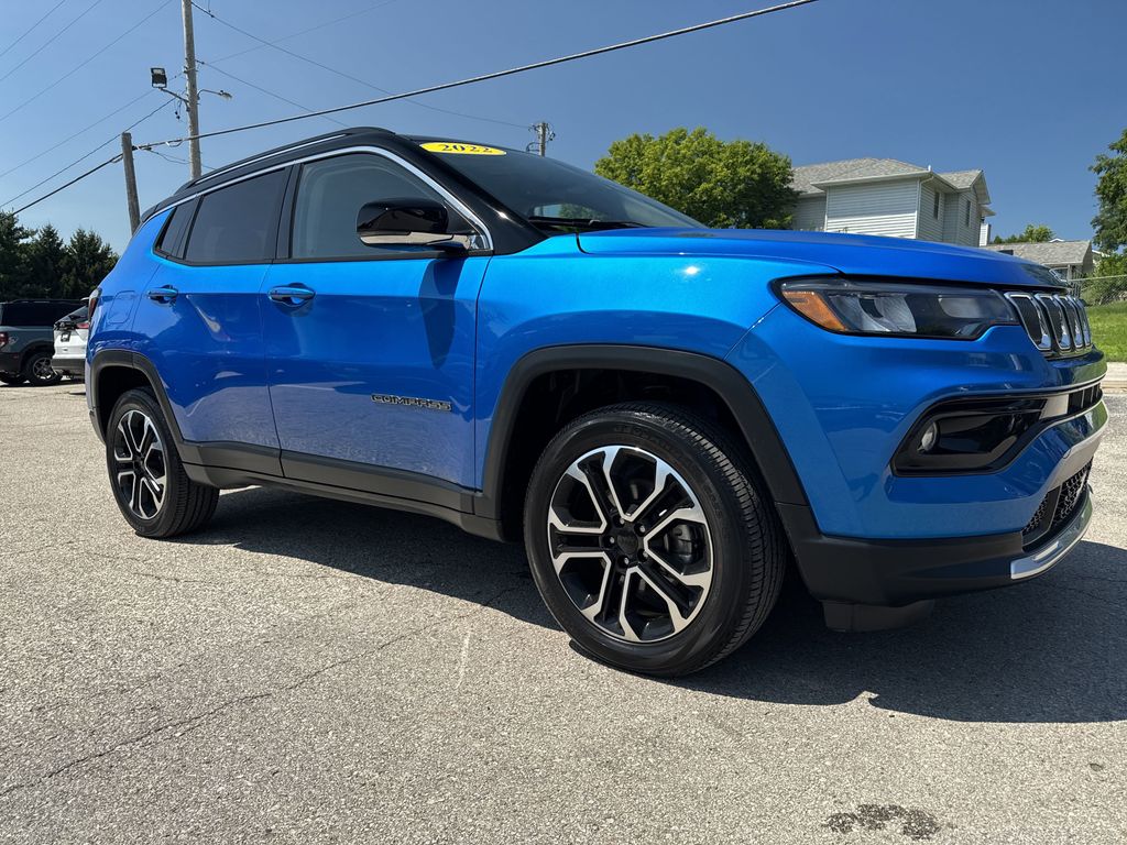2022 Jeep Compass Limited photo 2