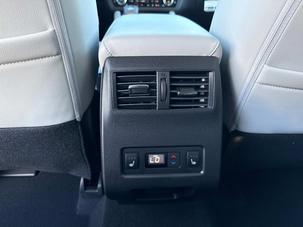 2025 Mitsubishi Outlander SEL GT photo 15