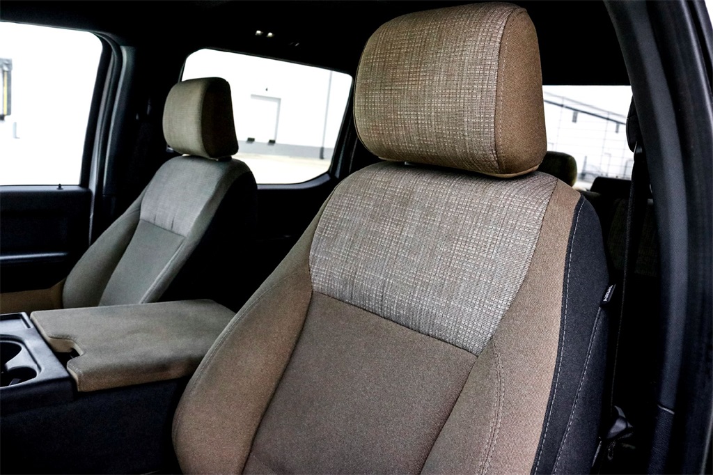 2023 Ford F-150 XLT photo 11