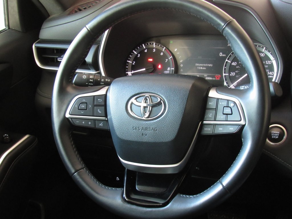 2024 Toyota Highlander XSE photo 22