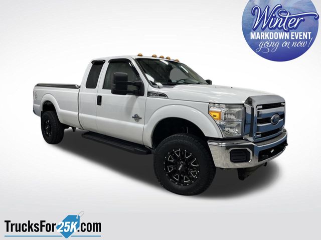 2015 Ford F-350 Super Duty XLT's photo