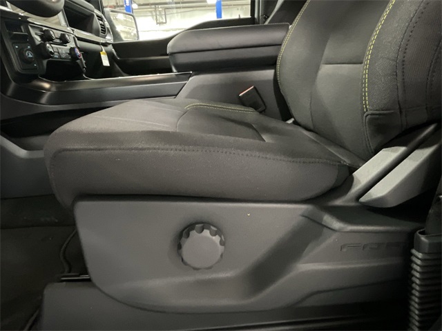 2025 Ford F-150 STX photo 17