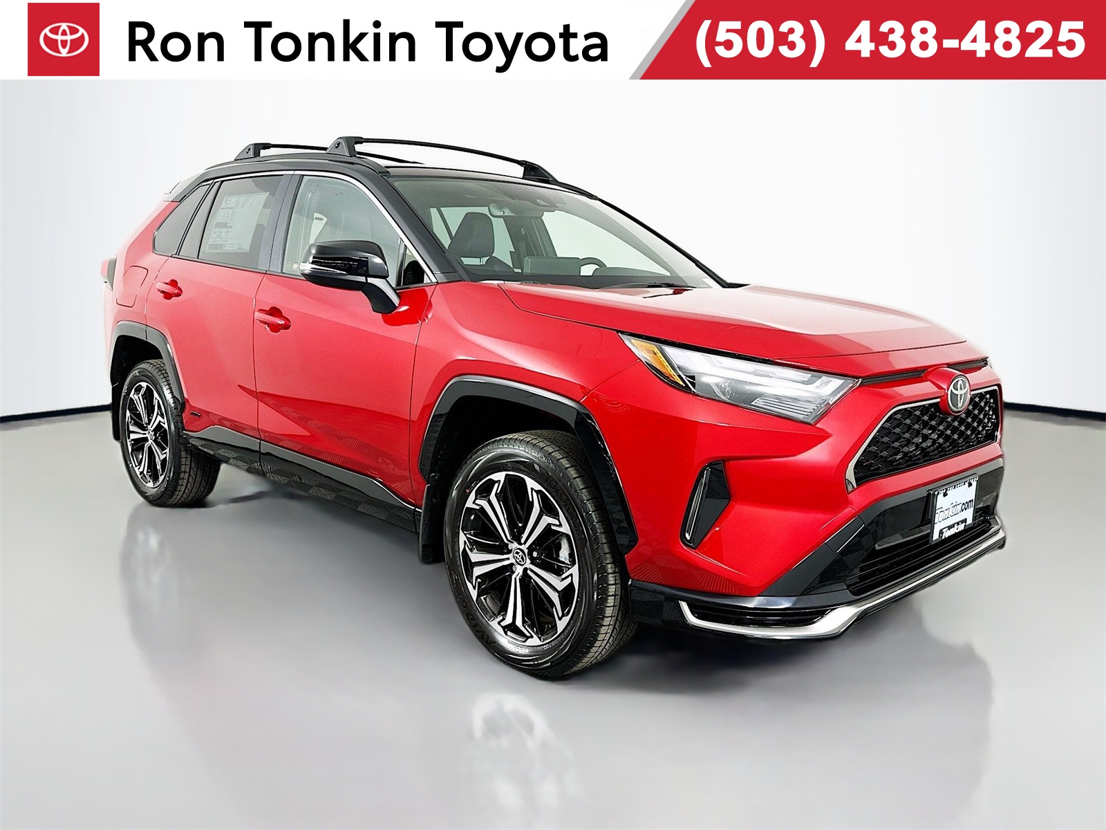2025 Toyota RAV4 XSE's photo