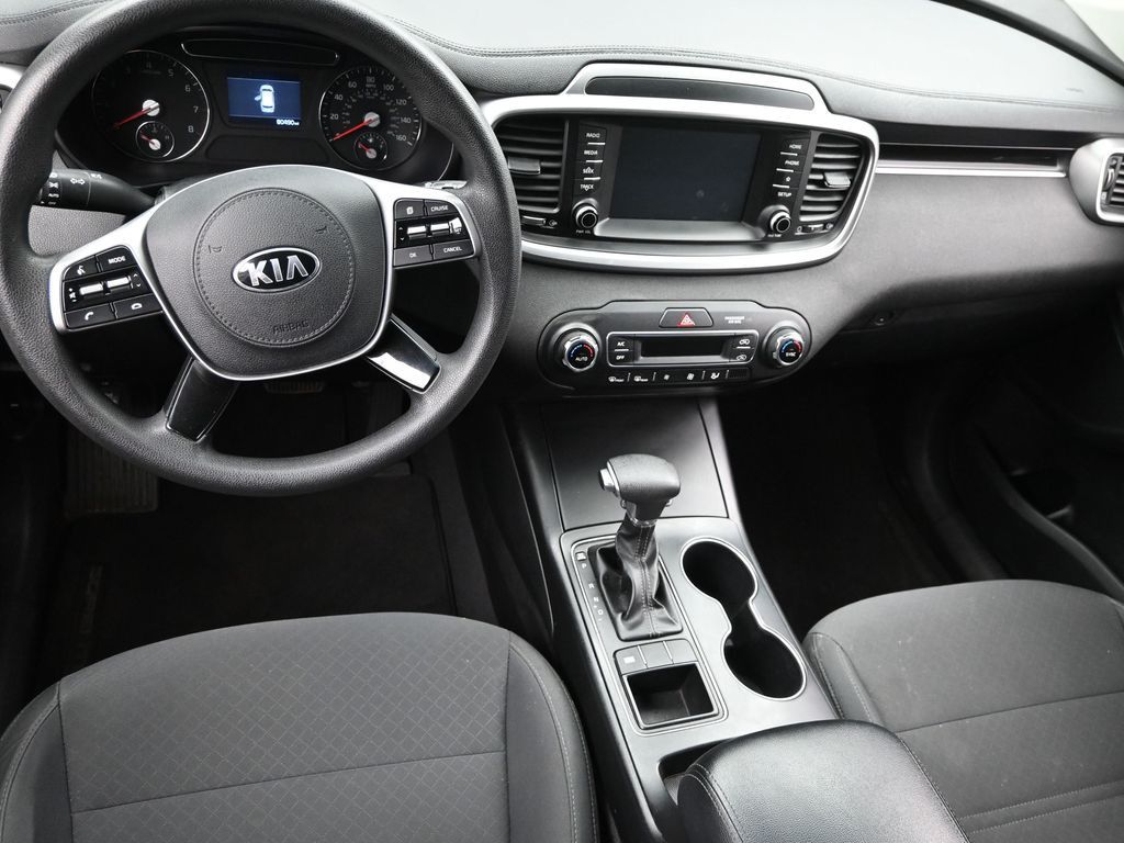 2019 Kia Sorento LX photo 9