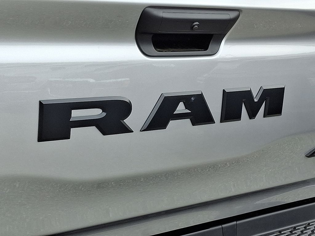2025 Ram 1500 Tradesman photo 18