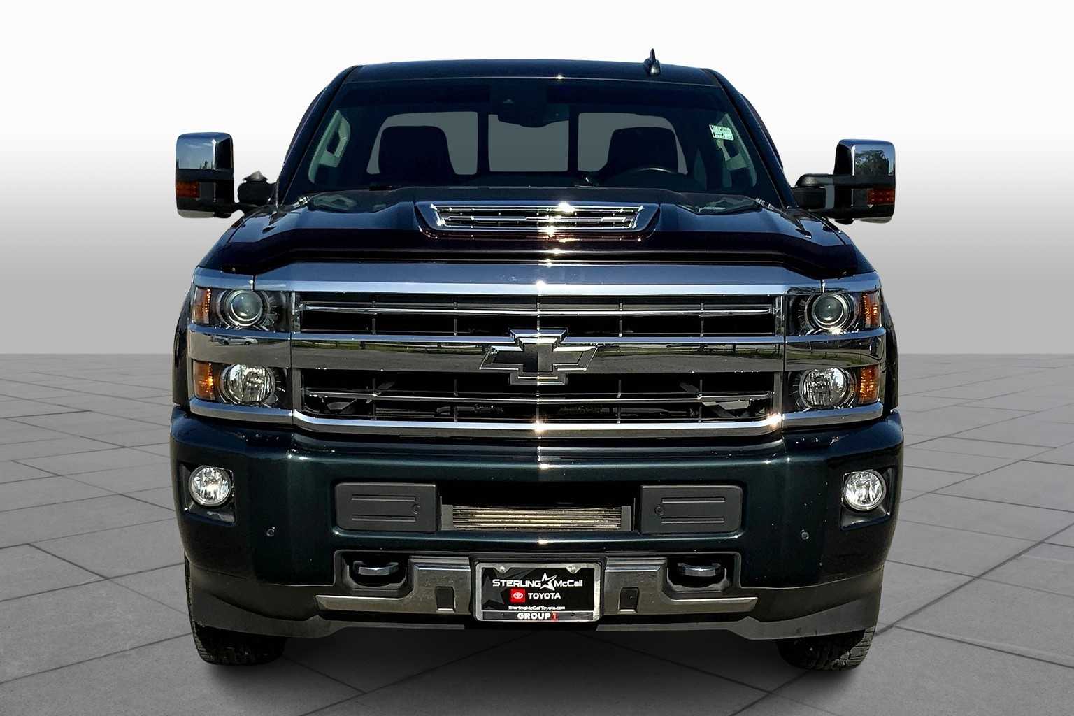 2019 Chevrolet Silverado 2500HD High Country photo 3
