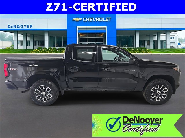 2023 Chevrolet Colorado Z71 photo 4