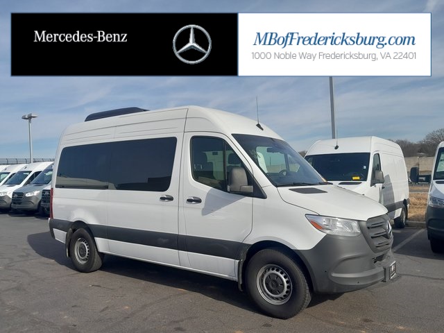 2024 Mercedes-Benz Sprinter Passenger Van Base's photo