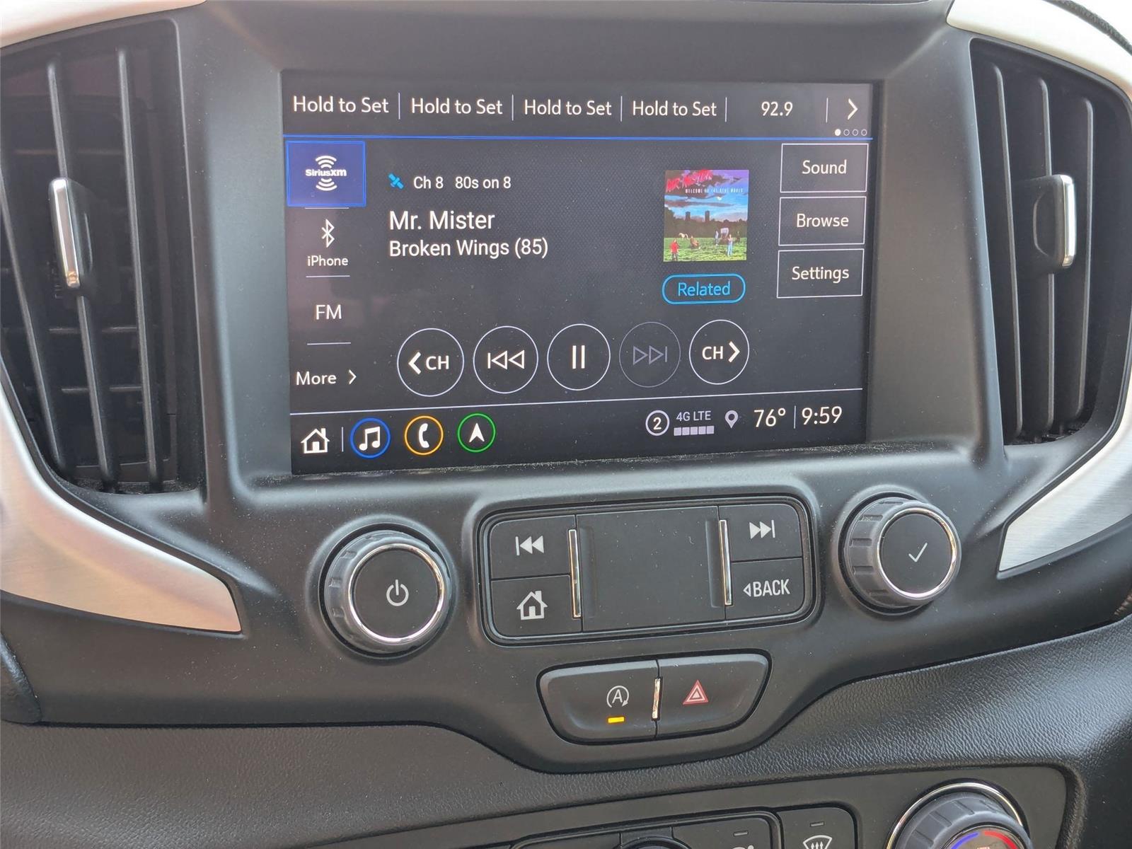 2024 Gmc Terrain SLT photo 23