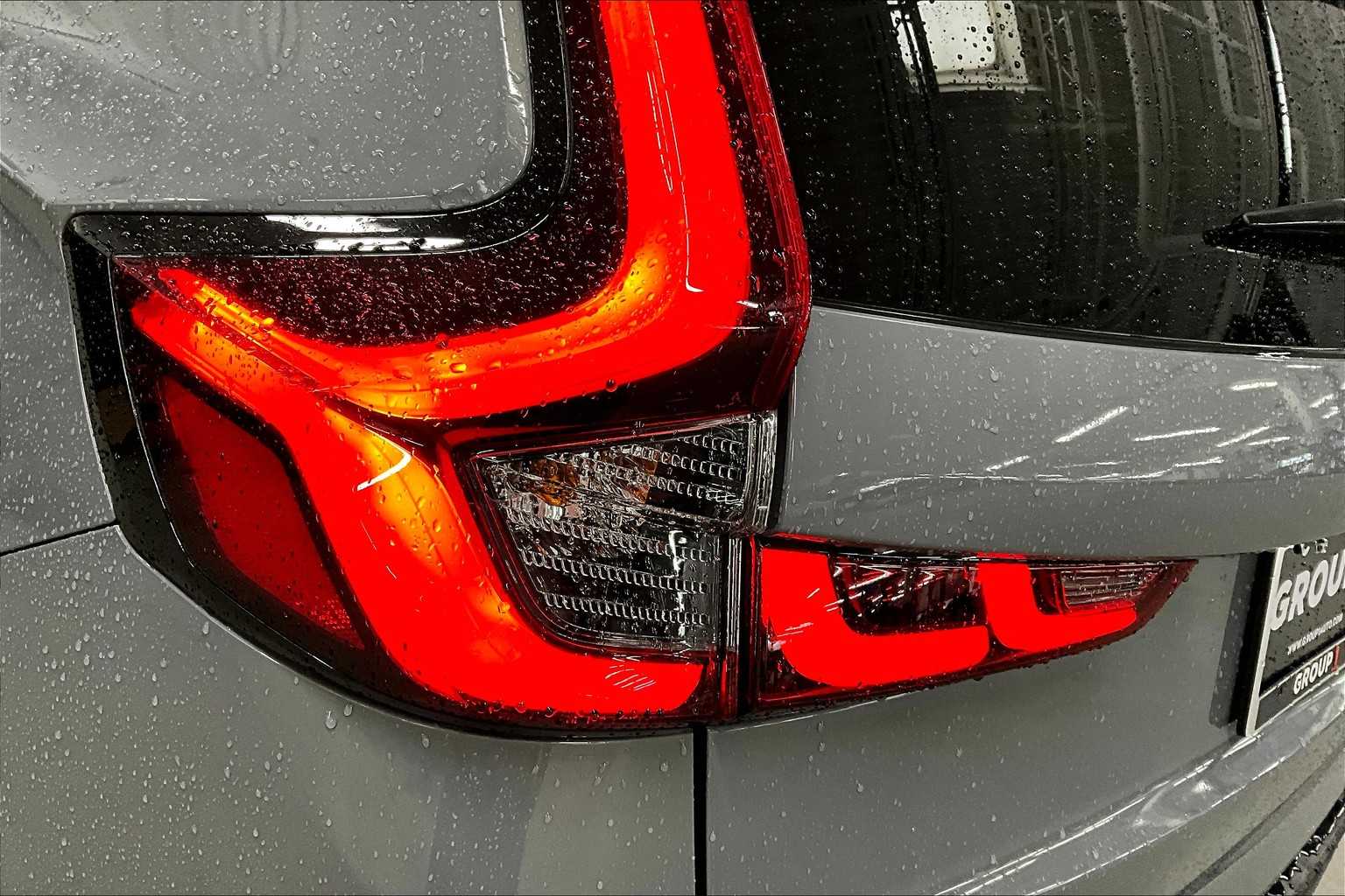 2025 Honda CR-V Hybrid Sport Touring photo 25