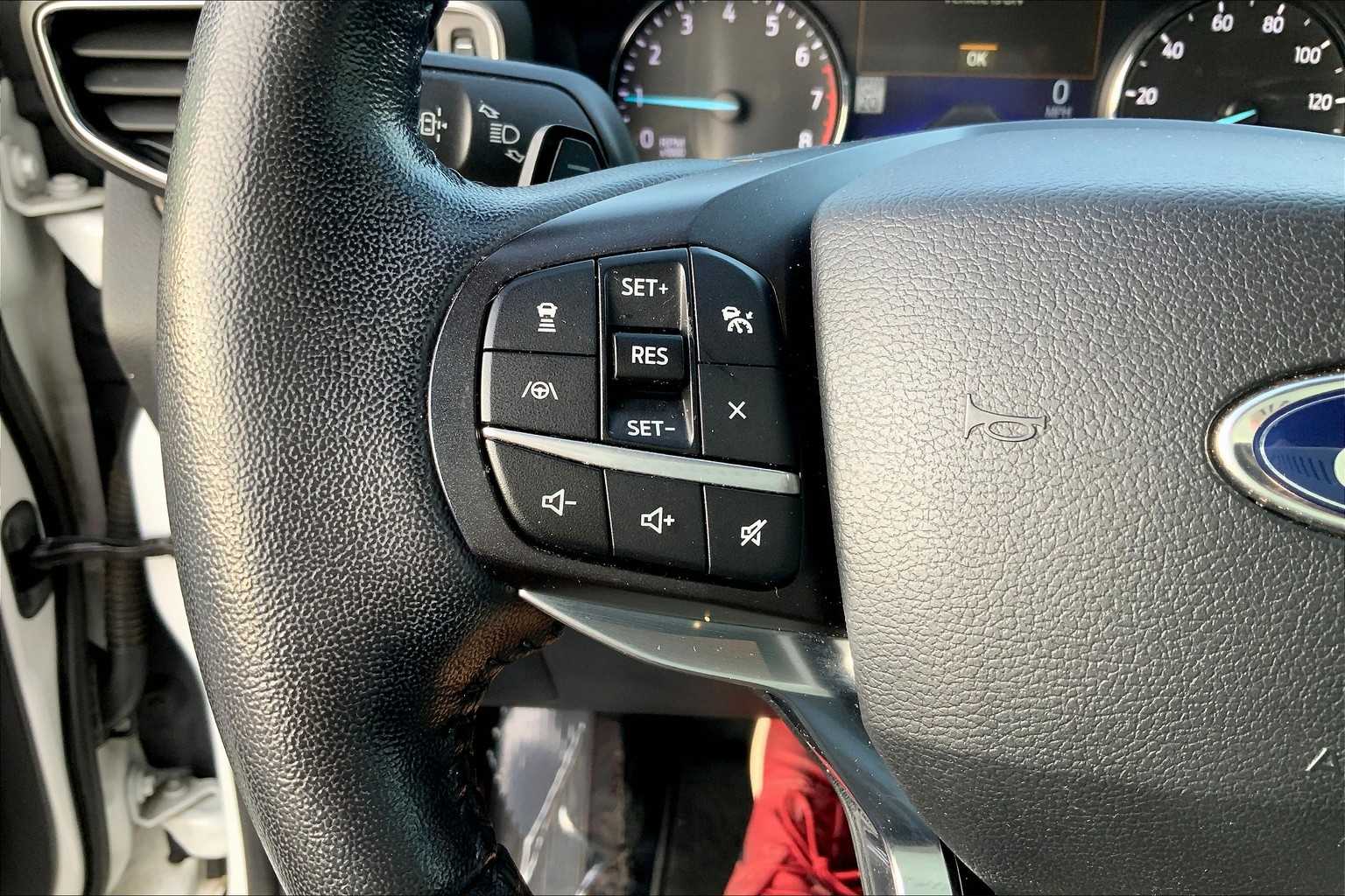 2020 Ford Explorer Limited photo 22
