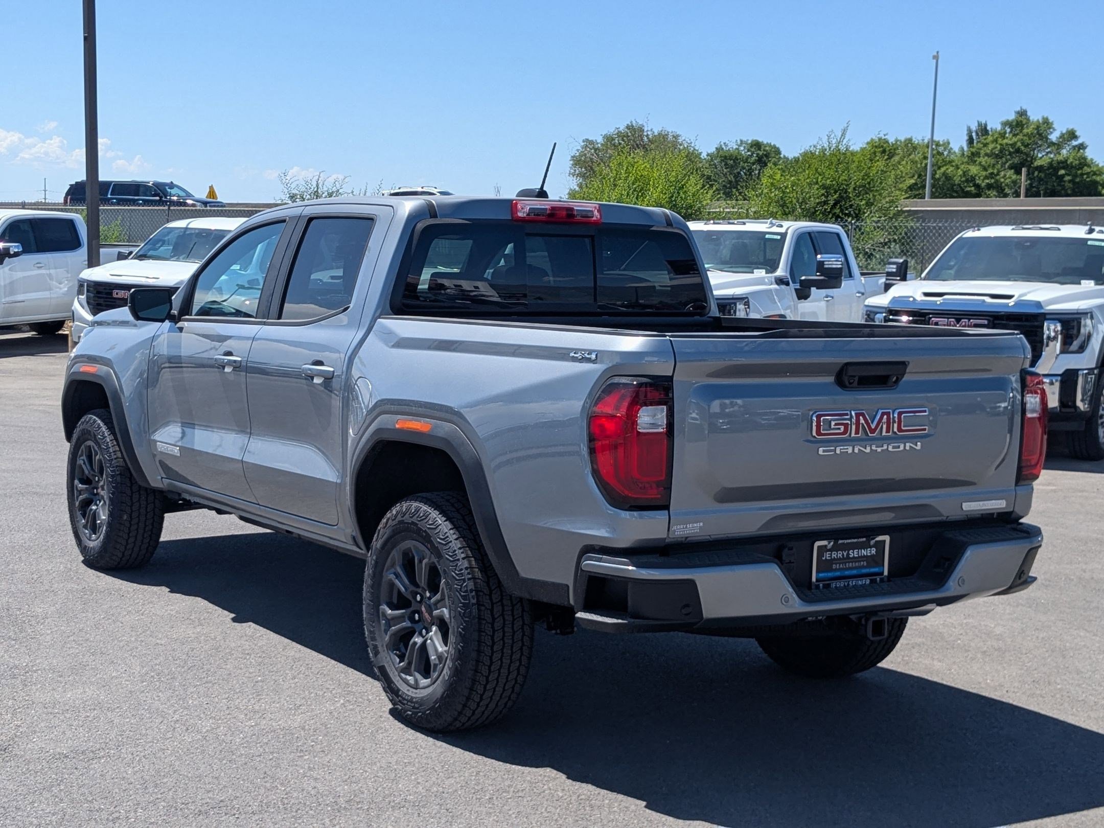 2025 Gmc Canyon Elevation photo 3