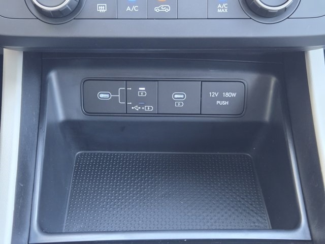 2026 Hyundai Tucson SE photo 10