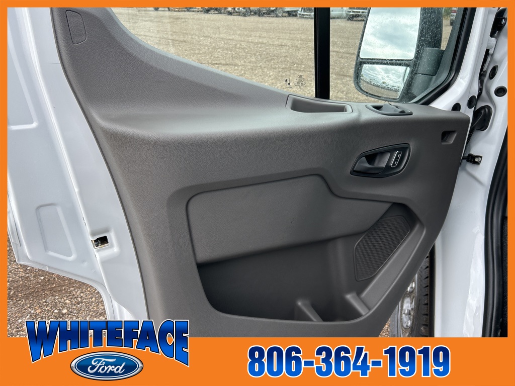2025 Ford Transit XLT photo 10