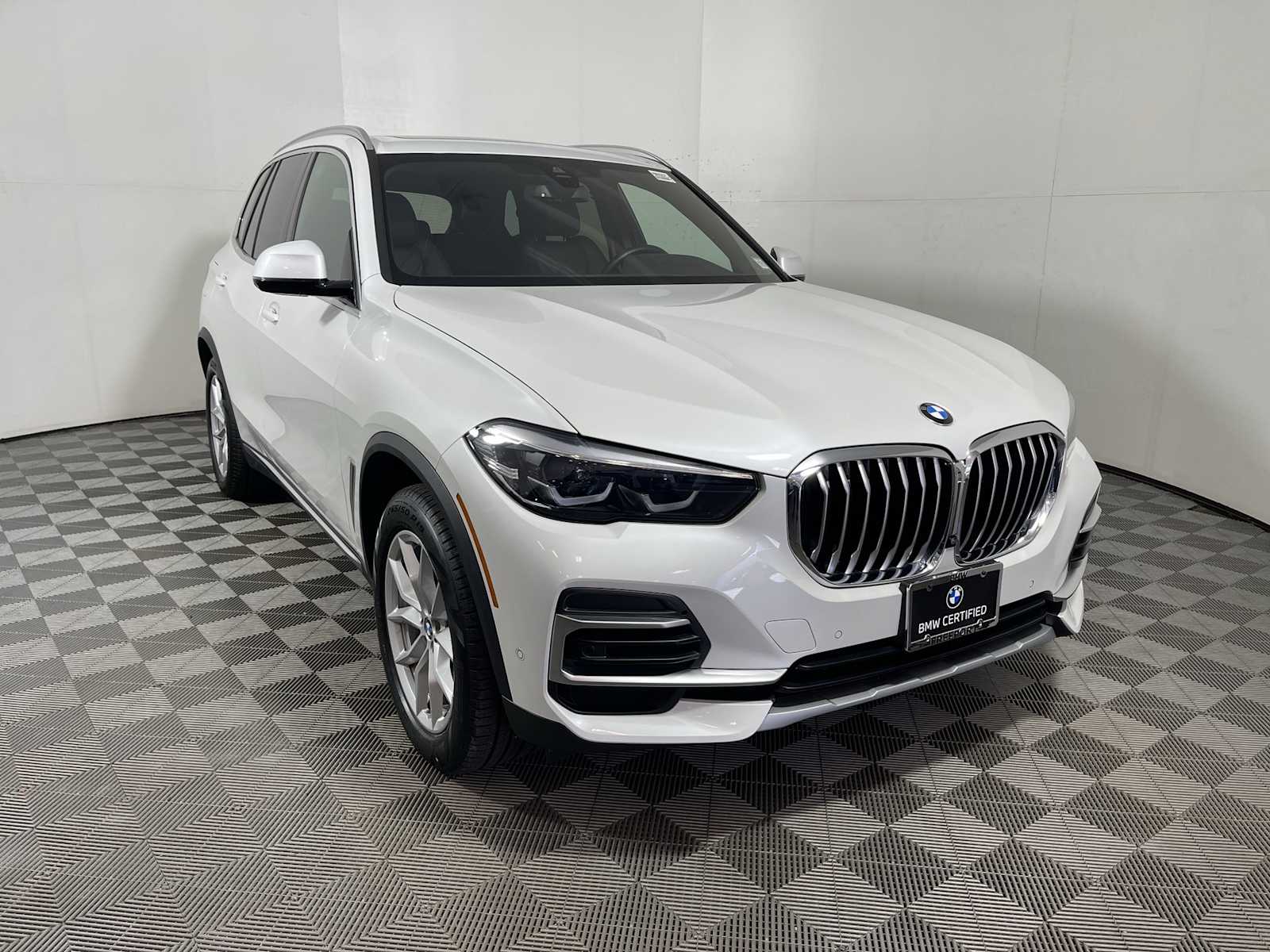 2023 Bmw X5 xDrive40i photo 2
