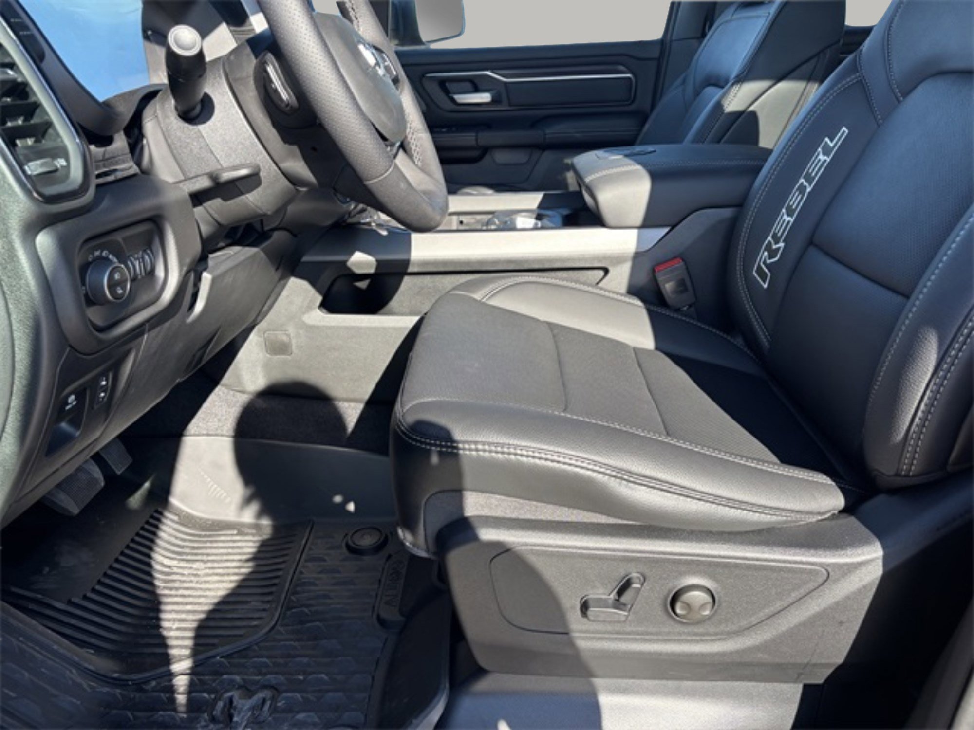 2026 Ram 1500 Rebel photo 11