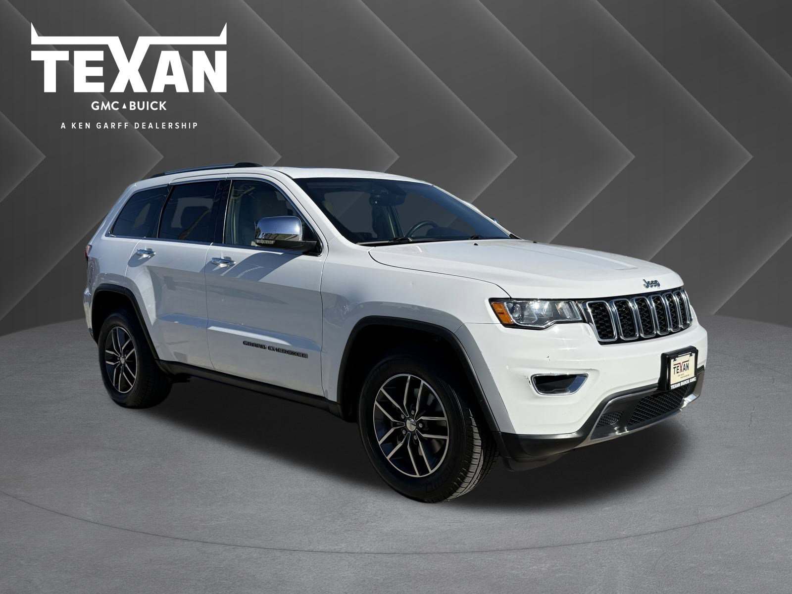 2017 Jeep Grand Cherokee Limited's photo