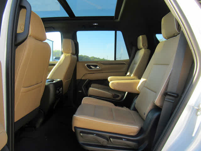 2023 Chevrolet Tahoe Premier photo 3