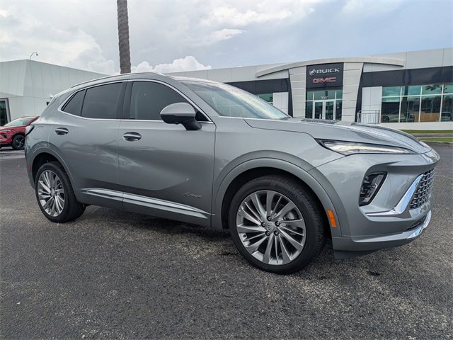 2025 Buick Envision Avenir photo 2