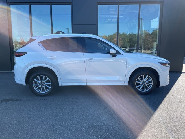 2025 Mazda CX-5 2.5 S Preferred photo 3