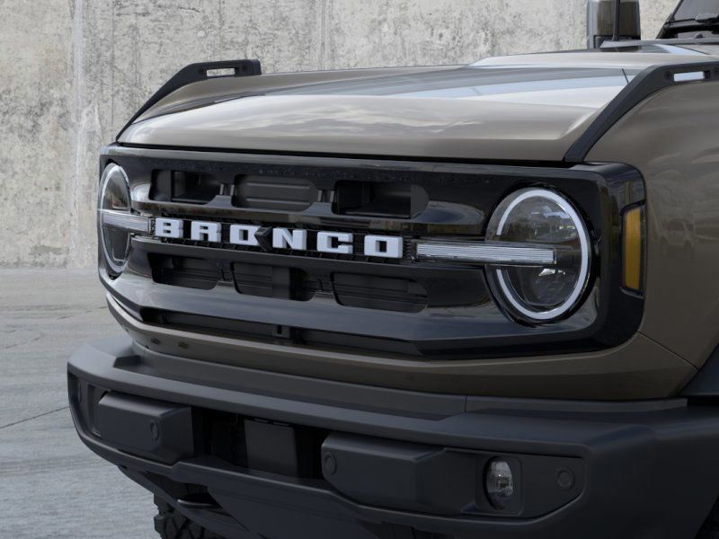 2025 Ford Bronco Outer Banks photo 18