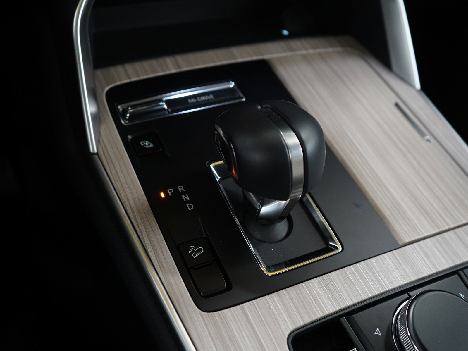 2024 Mazda CX-90 Premium photo 25