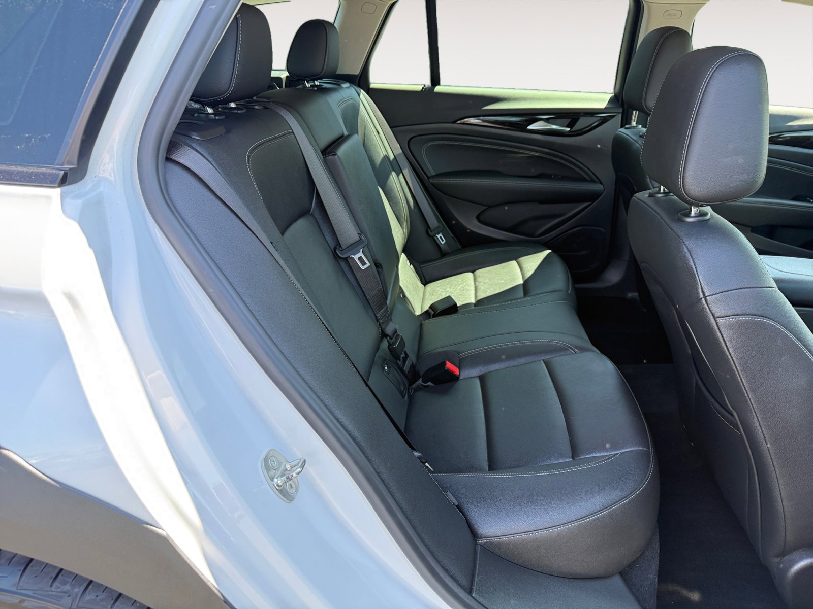 2019 Buick Regal TourX Essence photo 18