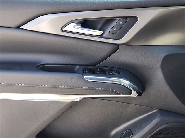2026 Chevrolet Traverse photo 14