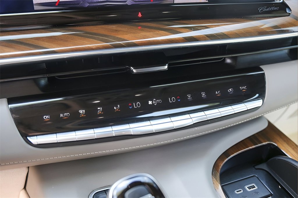2024 Cadillac Escalade ESV Sport Platinum photo 16