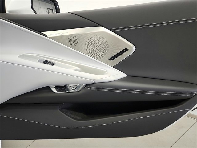 2021 Chevrolet Corvette Stingray 2LT photo 24