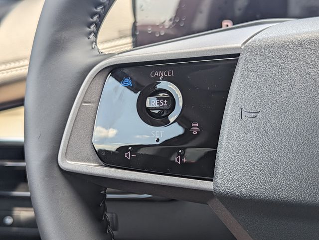 2025 Nissan Murano SL photo 24