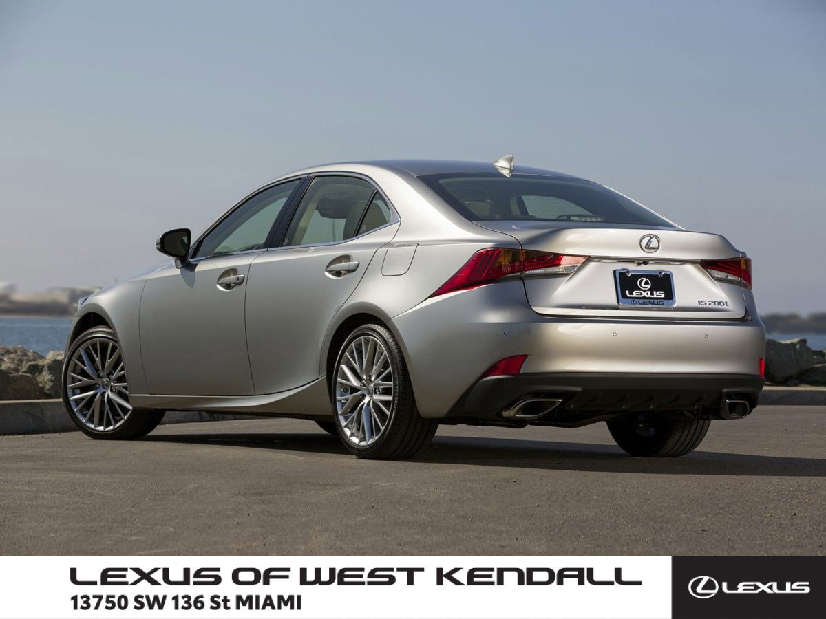 2019 Lexus IS