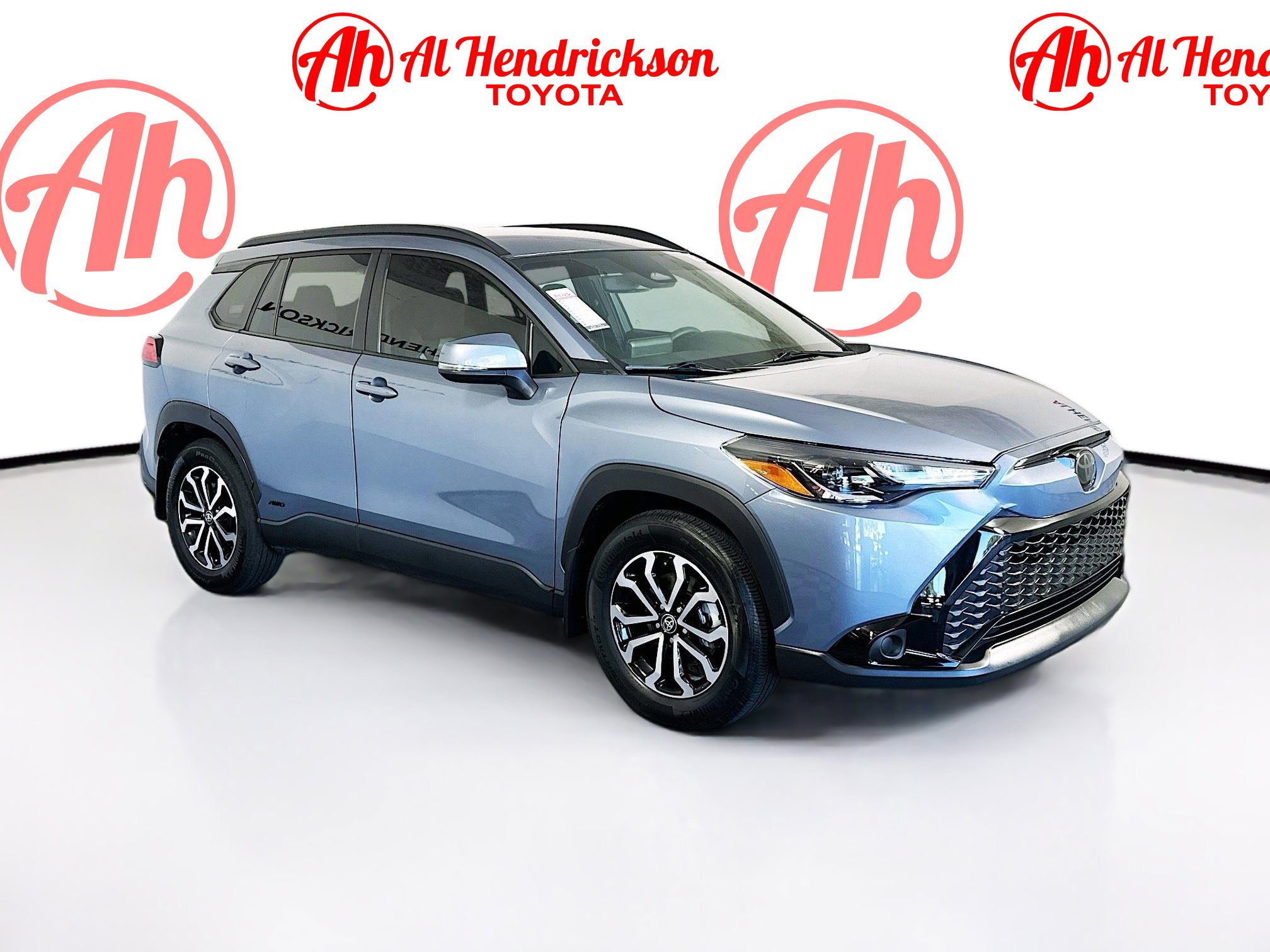 2024 Toyota Corolla Cross SE's photo