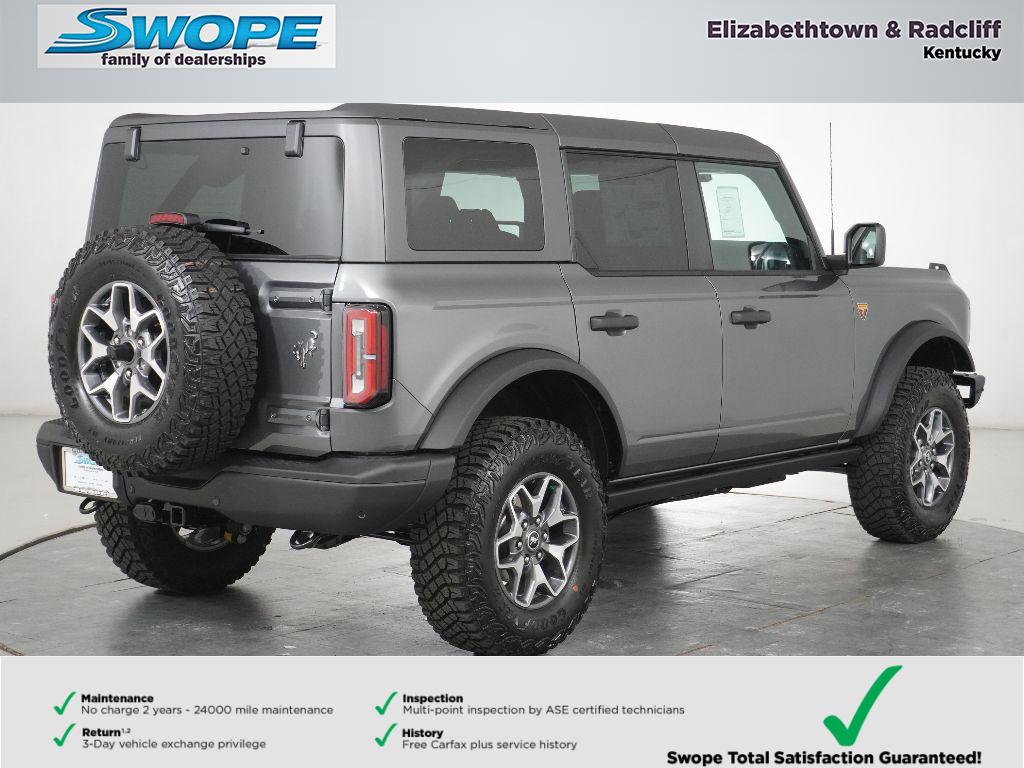 2025 Ford Bronco Badlands photo 3