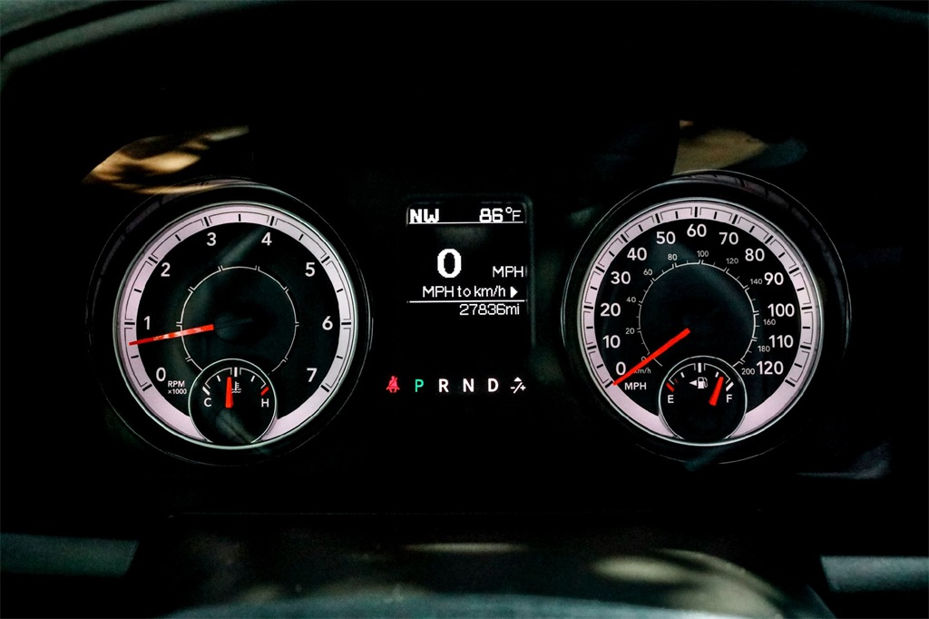 2024 Ram 1500 SLT photo 20