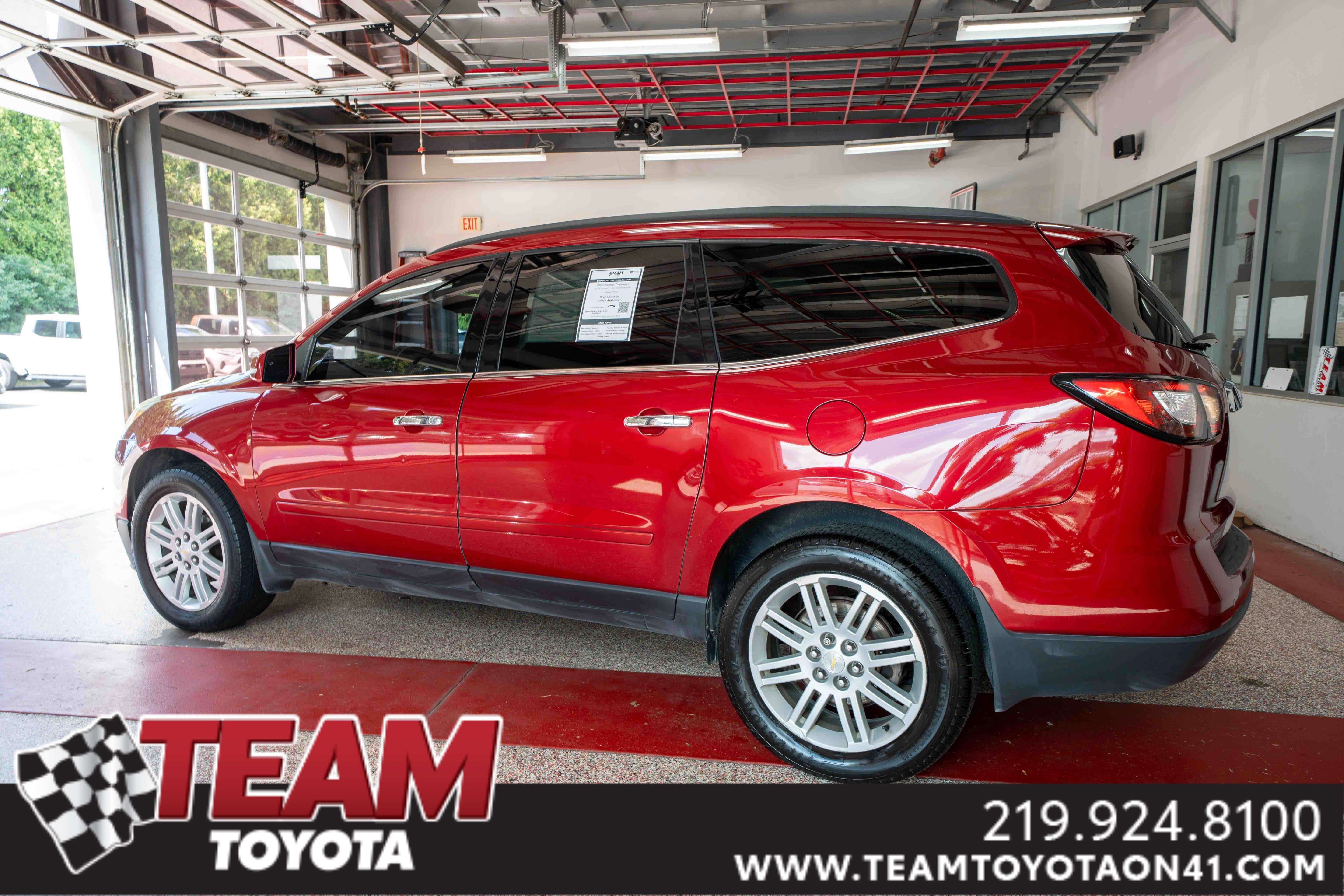 Used 2013 Chevrolet Traverse 1LT with VIN 1GNKRGKD3DJ102472 for sale in Schererville, IN