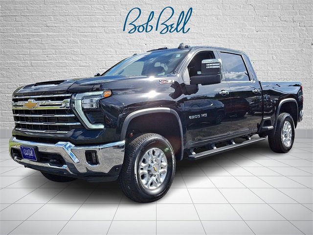2024 Chevrolet Silverado 2500HD LTZ photo 3