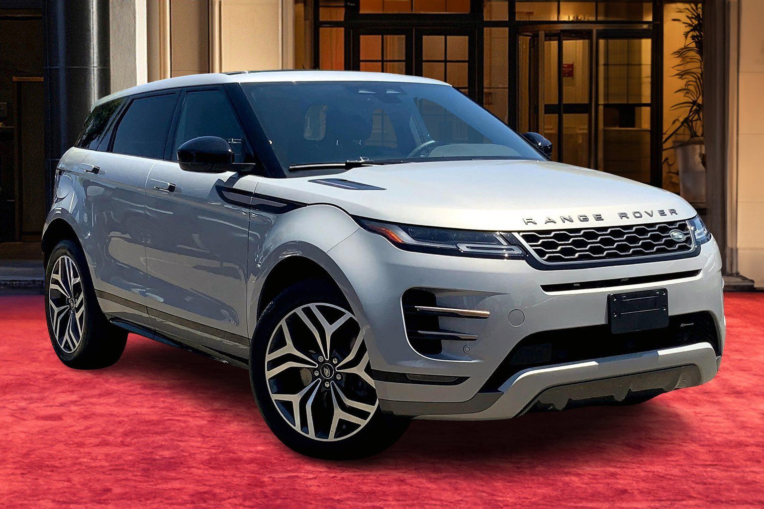 2023 Land Rover Range Rover Evoque R-Dynamic SE photo 2