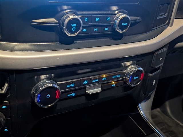 2022 Ford F-150 XLT photo 16