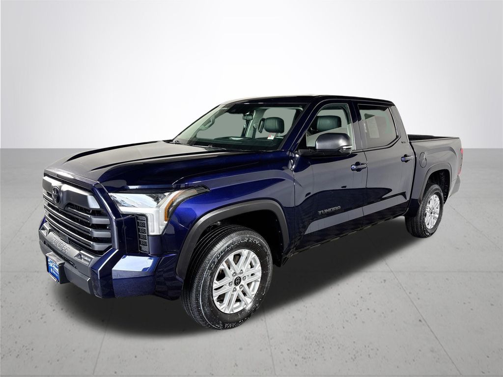 2024 Toyota Tundra SR5 photo 2