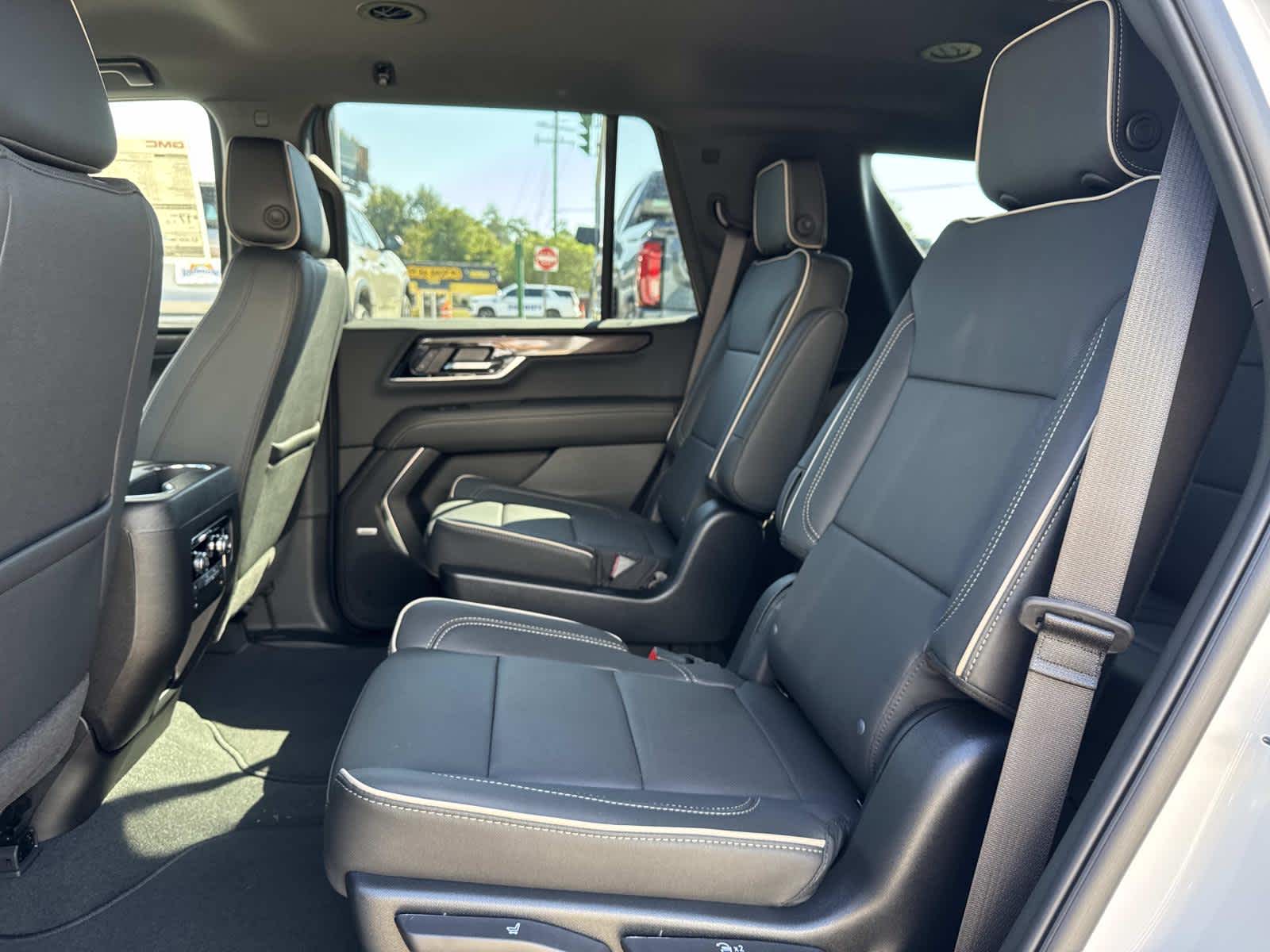 2026 Gmc Yukon photo 7
