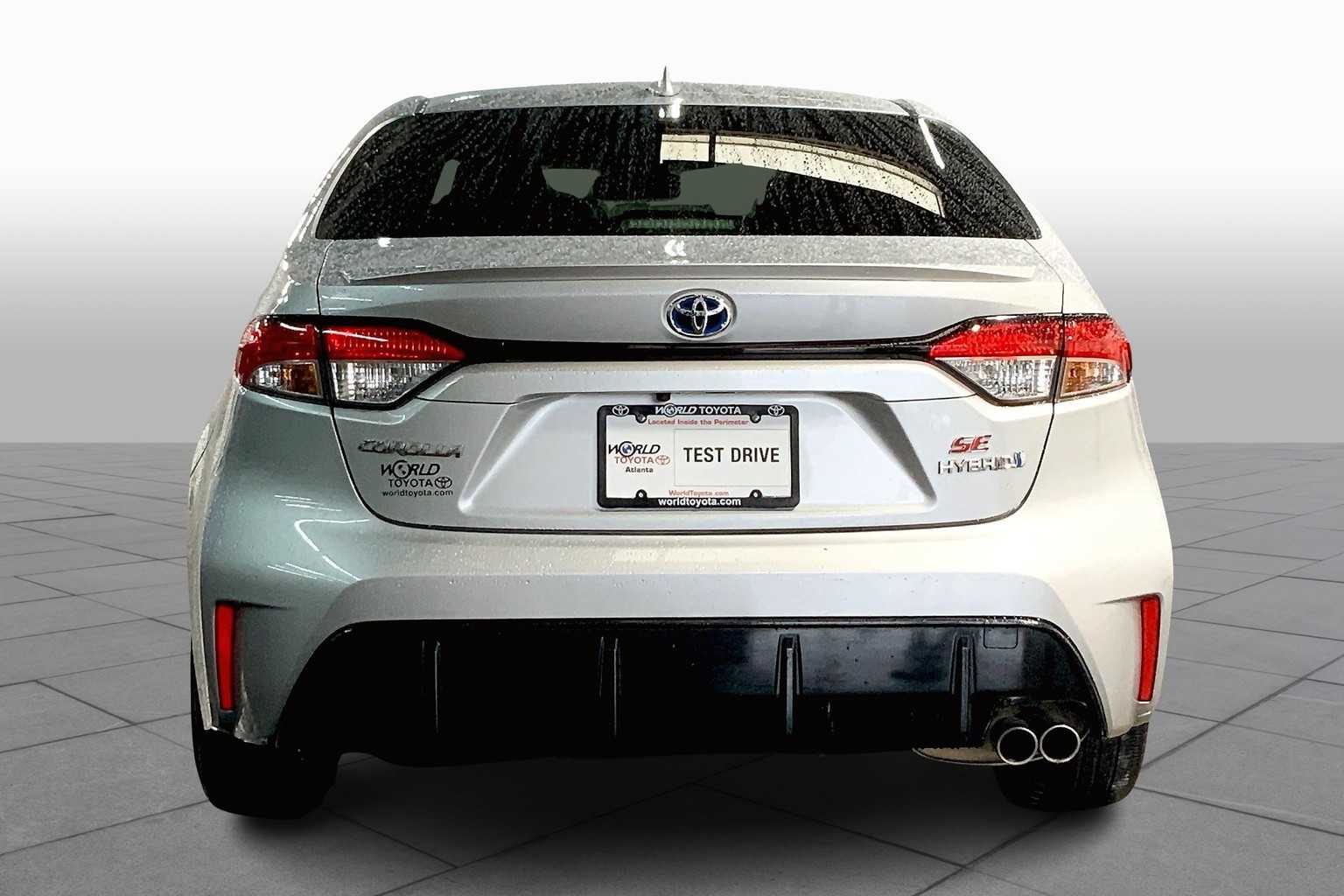 Image 3 of GOLD CERTIFIED 2024 Toyota Corolla SE FWD