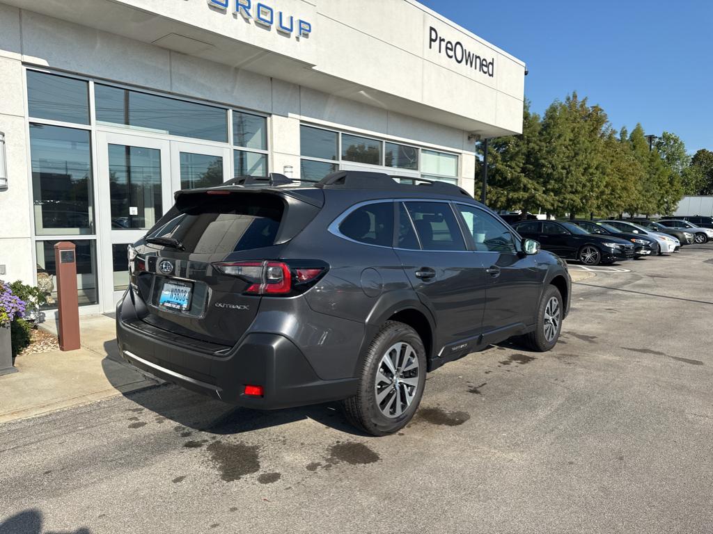 2025 Subaru Outback Premium photo 3