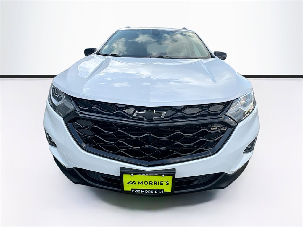 2021 Chevrolet Equinox LT photo 2