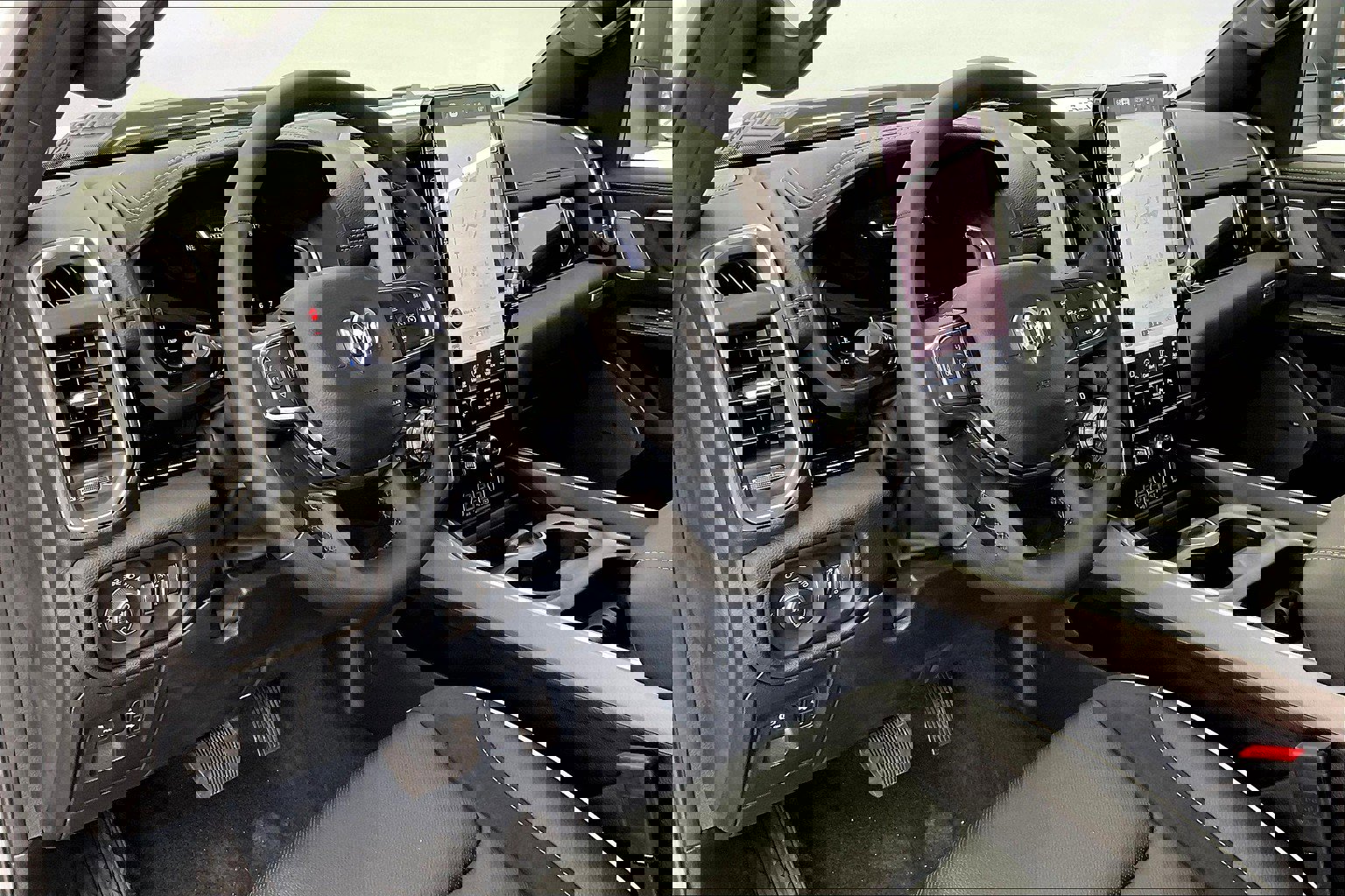 2025 Ram 1500 Laramie photo 4