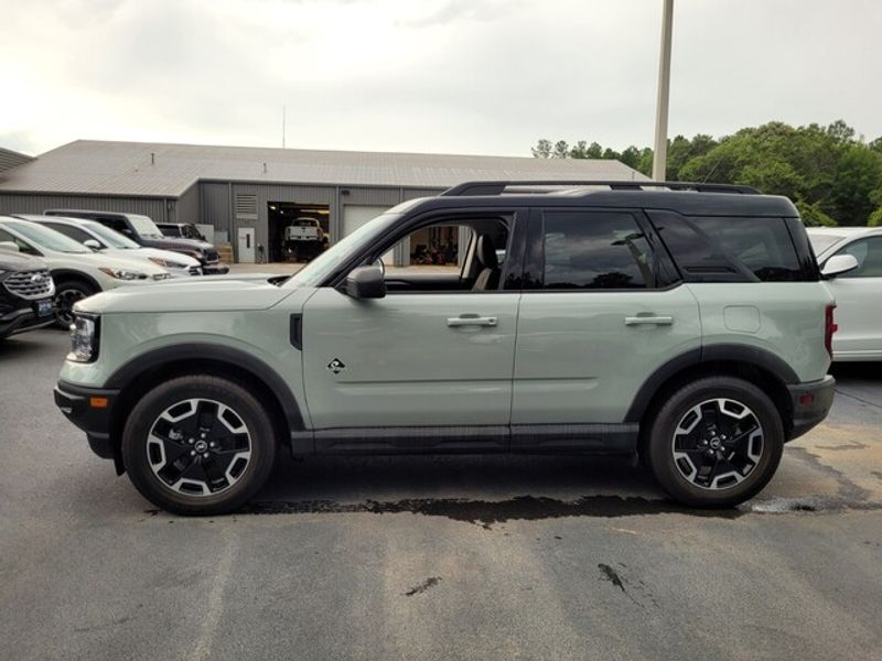 2021 Ford Bronco Sport Outer Banks photo 3