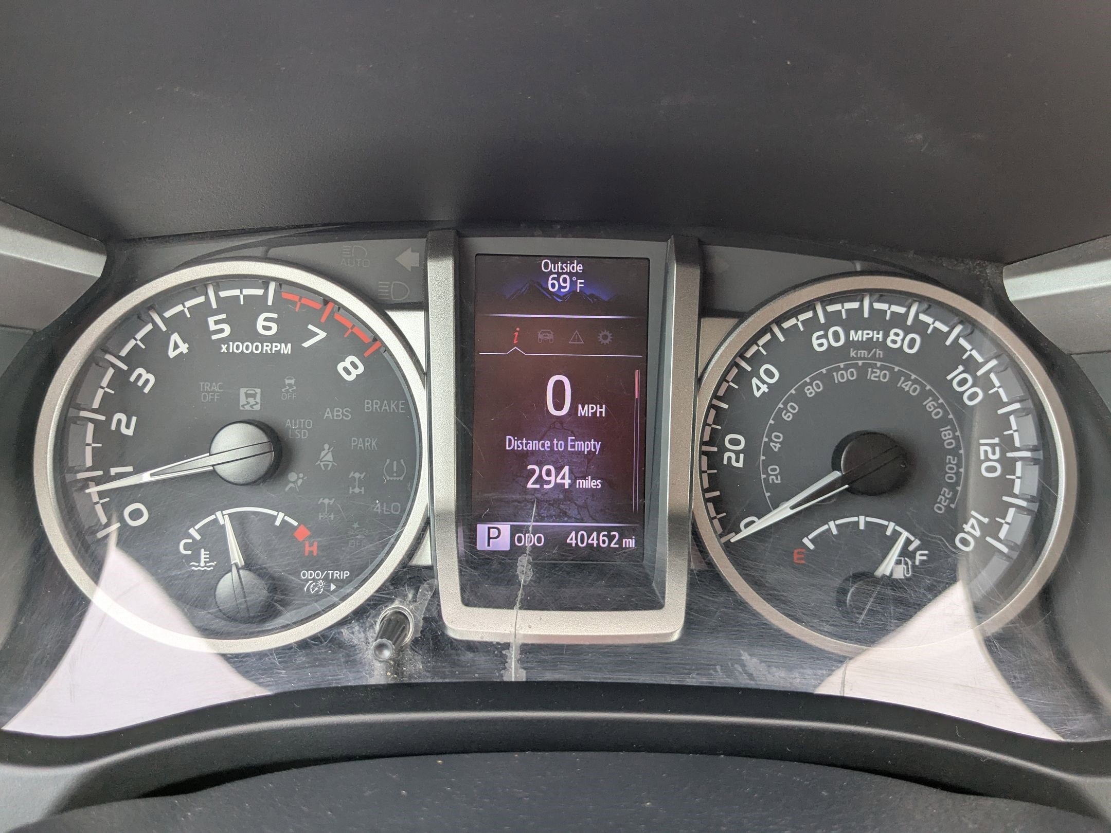 2020 Toyota Tacoma SR5 photo 13