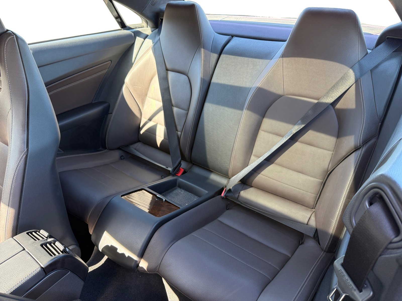 2014 Mercedes Benz E 350 photo 16